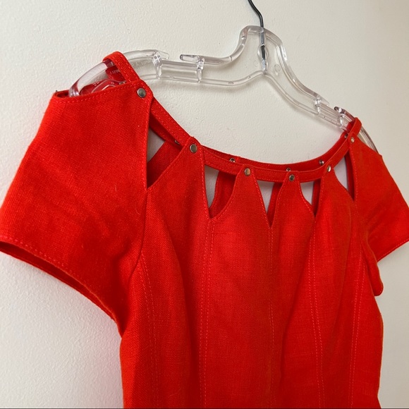 Georces Rech Paris Linen top with cutout and grommet details - Picture 3 of 8